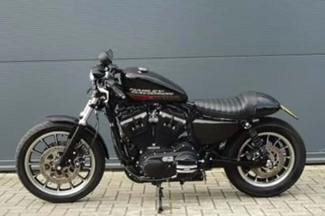 Harley-Davidson Sportster Roadster (2016) thumbnail 4