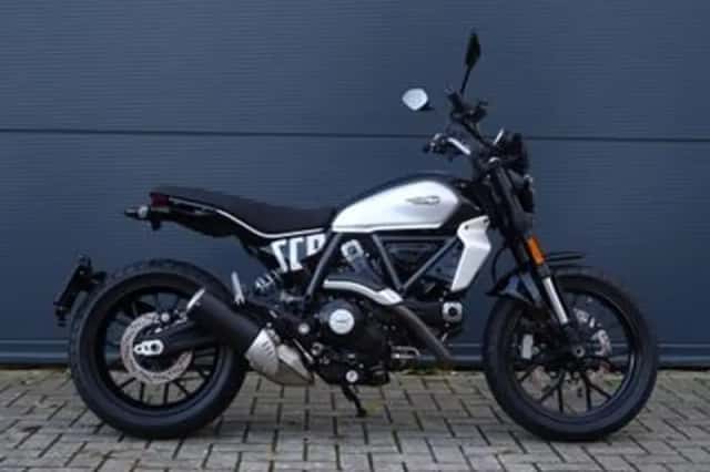 Ducati Scrambler Icon (2023) thumbnail 2