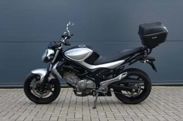 Suzuki Gladius (2013) thumbnail 3