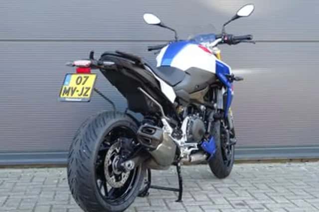 BMW F 900 R (2024) thumbnail 3