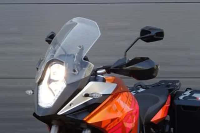 KTM 1190 Adventure (2016) thumbnail 6