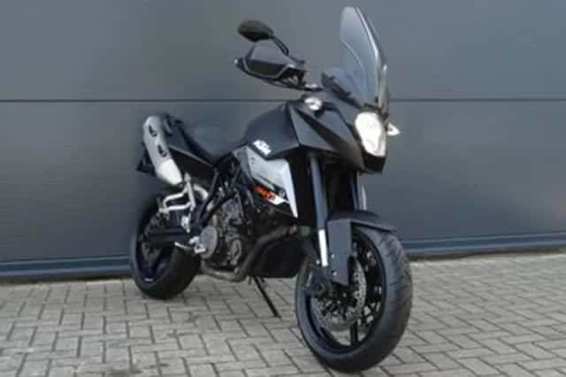 KTM 990 Supermoto T (2009) thumbnail 1