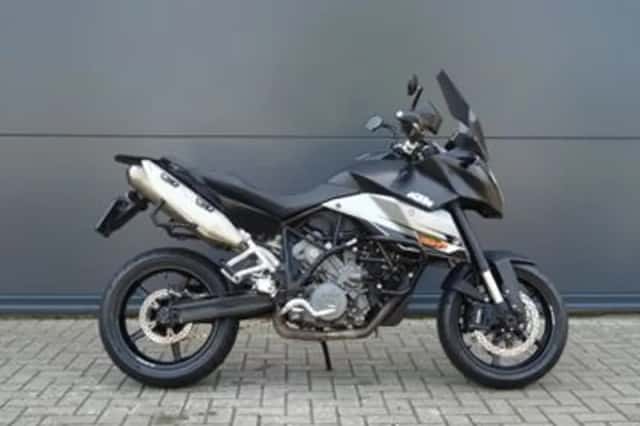 KTM 990 Supermoto T (2009) thumbnail 2