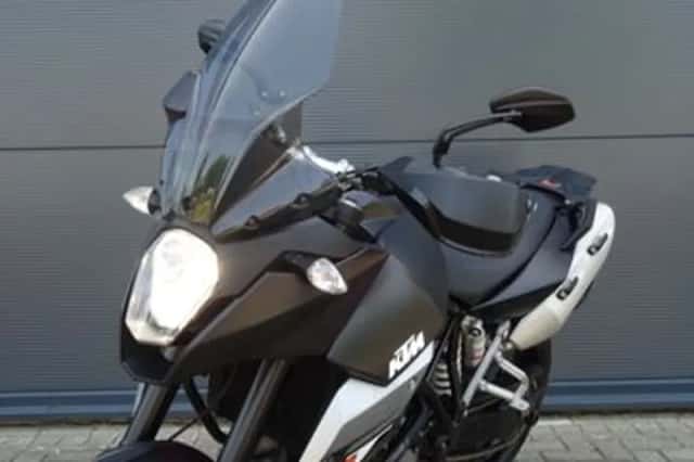 KTM 990 Supermoto T (2009) thumbnail 6