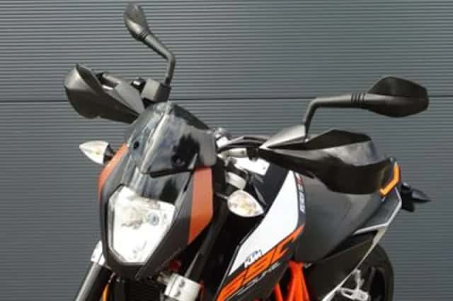 KTM 690 Duke (2014) thumbnail 6