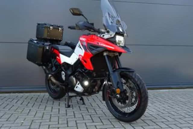 Suzuki V-Strom 1050 (2021) thumbnail 1