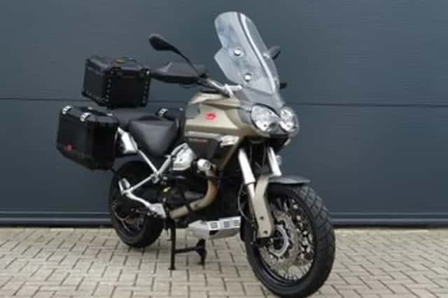 Moto Guzzi Stelvio 1200 8V (2011) thumbnail 1