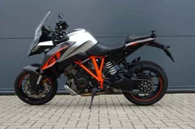KTM 1290 Super Duke (2017) thumbnail 4