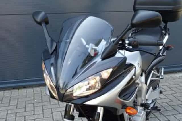 Yamaha FZ6 S2 (2004) thumbnail 4