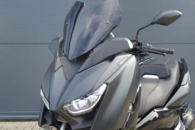 Yamaha XMAX 400 (2019) thumbnail 5