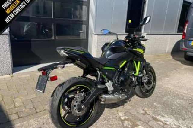 Kawasaki Z650 (2020) thumbnail 2