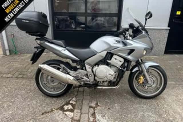 Honda CBF1000 (2009) thumbnail 1