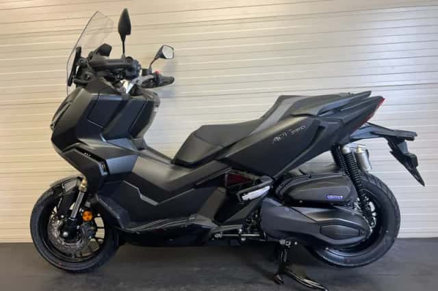 Honda Adv 350 (2026) thumbnail 2