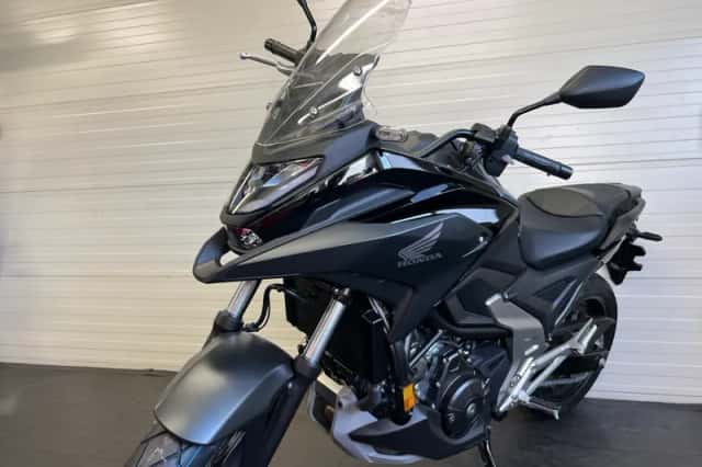 Honda NC750X (2026) thumbnail 3