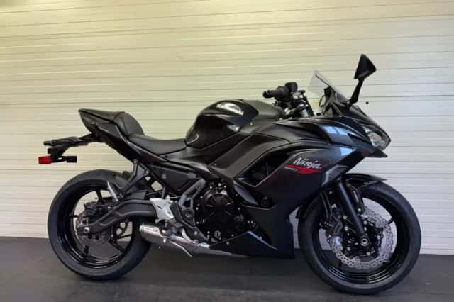 Kawasaki Ninja 650 (2026) thumbnail 1
