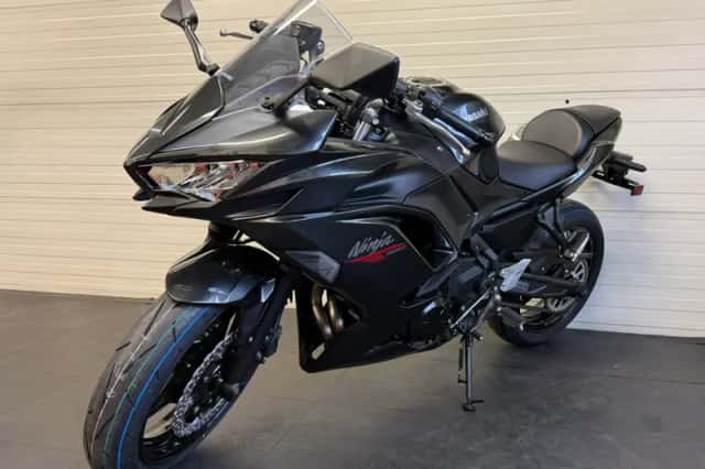 Kawasaki Ninja 650 (2026) thumbnail 3