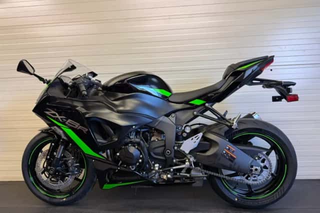 Kawasaki ZX-6R (2026) thumbnail 2