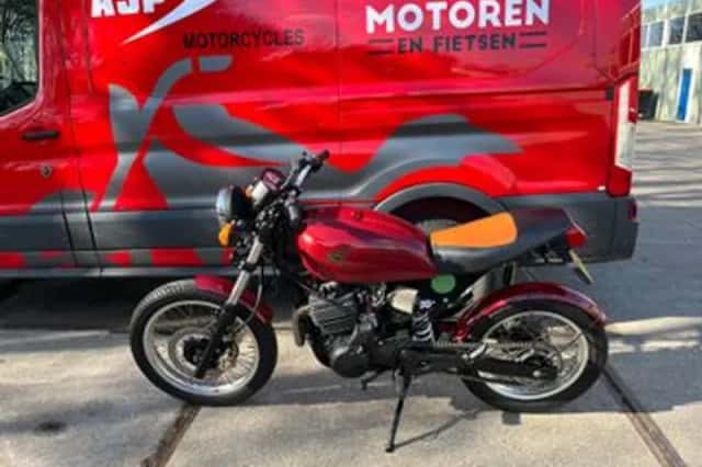 Honda RD09 FX650 (2000) thumbnail 4