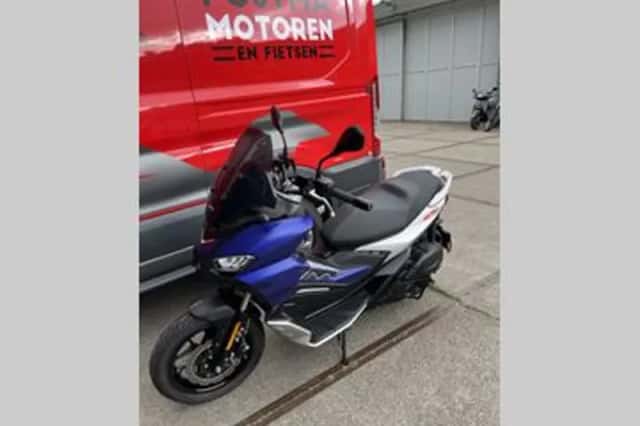 Aprilia SR GT 200 (2022) thumbnail 6