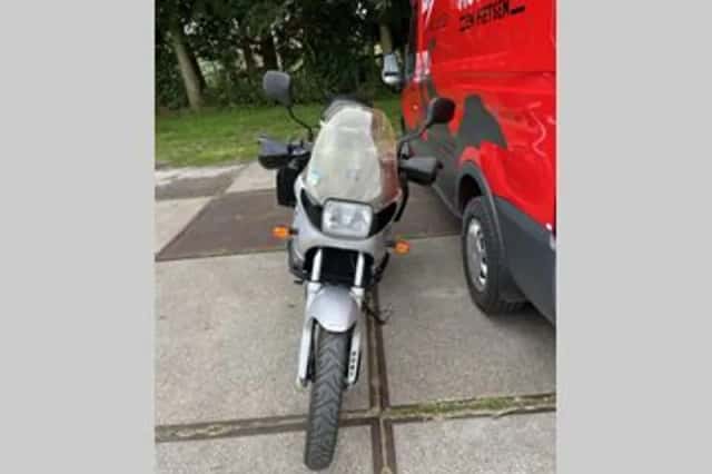 BMW F 650 Funduro (1999) thumbnail 3