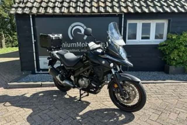 Suzuki V-Strom 650 (2019) thumbnail 1