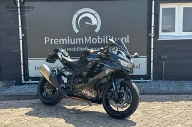 Kawasaki Ninja (2025) thumbnail 1