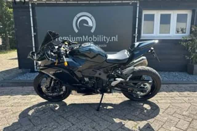 Kawasaki Ninja (2025) thumbnail 3
