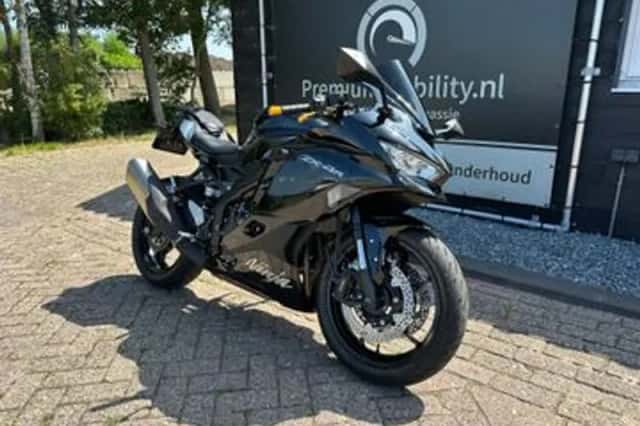 Kawasaki Ninja (2025) thumbnail 4