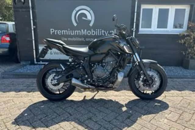 Yamaha MT-07 Pure (2024) thumbnail 4