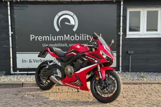 Honda CBR650R (2021) thumbnail 1