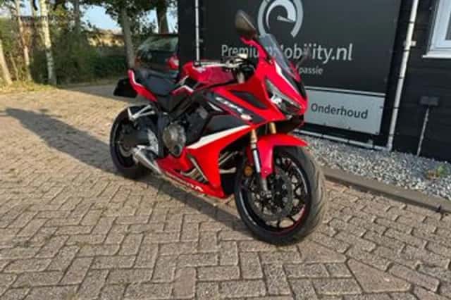Honda CBR650R (2021) thumbnail 4