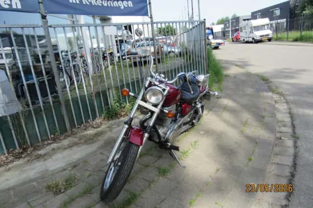 Suzuki Chopper LS 650 Savage (1996) thumbnail 2