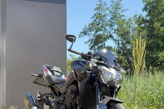 Kawasaki Z900 (2023) thumbnail 1