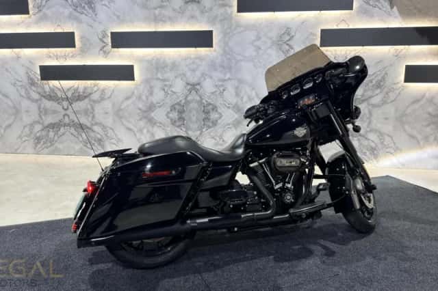 Harley-Davidson Street Glide (2022) thumbnail 2