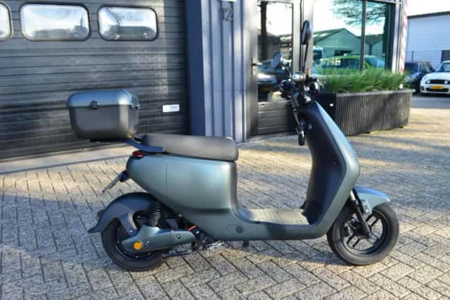 Senzo Bromscooter Balance (2024) thumbnail 5