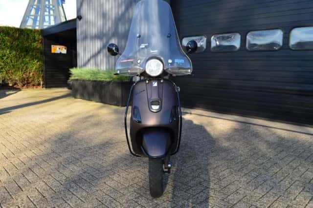 Vespa Bromscooter S 50 (2012) thumbnail 2