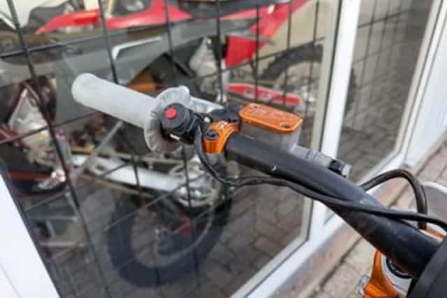 KTM 450 SX-F Factory Edition (2017) thumbnail 6