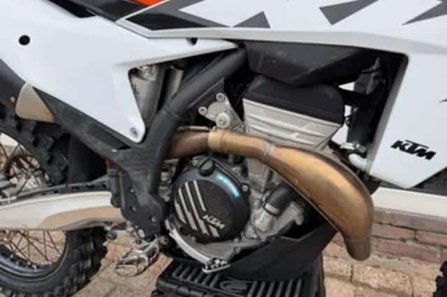 KTM 350 SX F (2023) thumbnail 2