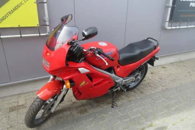 Honda NTV 650 Revere (1997) thumbnail 1