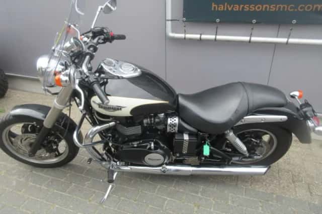 Triumph Speedmaster (2010) thumbnail 2