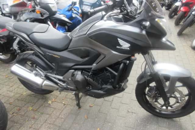 Honda NC750X (2015) thumbnail 2