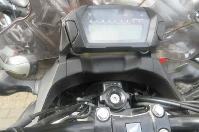 Honda NC750X (2015) thumbnail 3