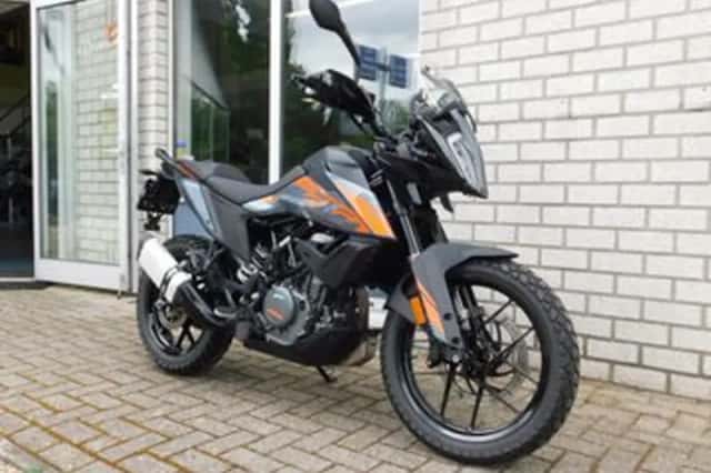 KTM 390 Adventure (2022) thumbnail 2