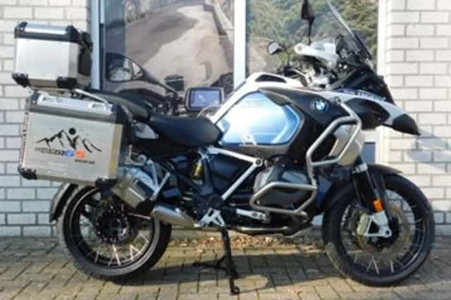 BMW R 1250 GS Adventure (2024) thumbnail 1