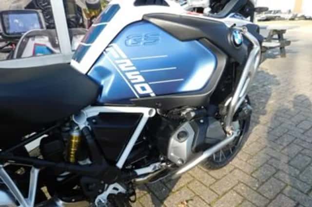 BMW R 1250 GS Adventure (2024) thumbnail 6