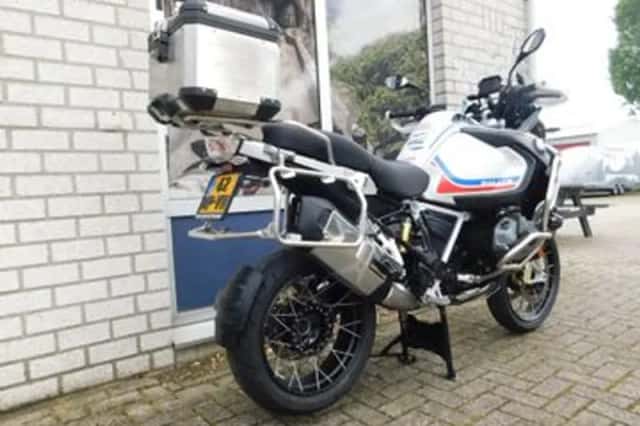 BMW R 1250 GS Adventure (2022) thumbnail 3
