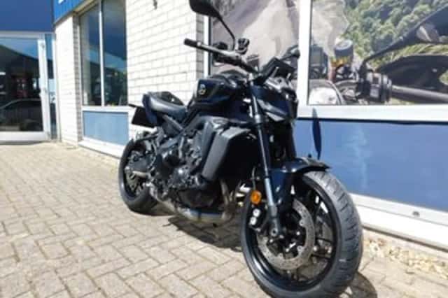Yamaha MT-09 Y-AMT (2024) thumbnail 2