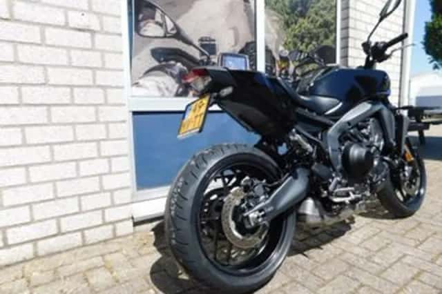 Yamaha MT-09 Y-AMT (2024) thumbnail 3