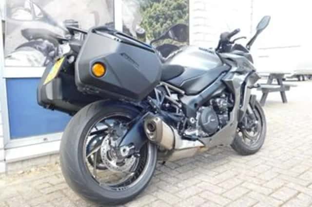 Suzuki GSX-S1000GT (2025) thumbnail 3