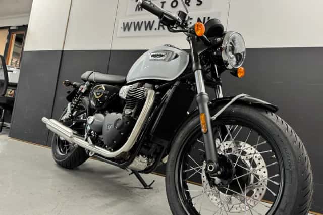 Triumph Bonneville T100 (2026) thumbnail 4